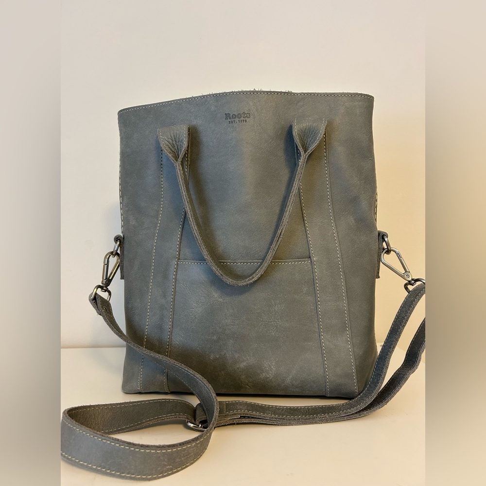 Premium Leather Toto Bag from Roots